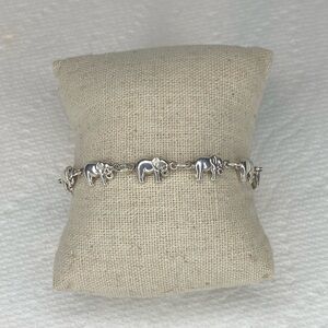 ✨Stunning Vintage Genuine Silver Elephant Link Bracelet ✨